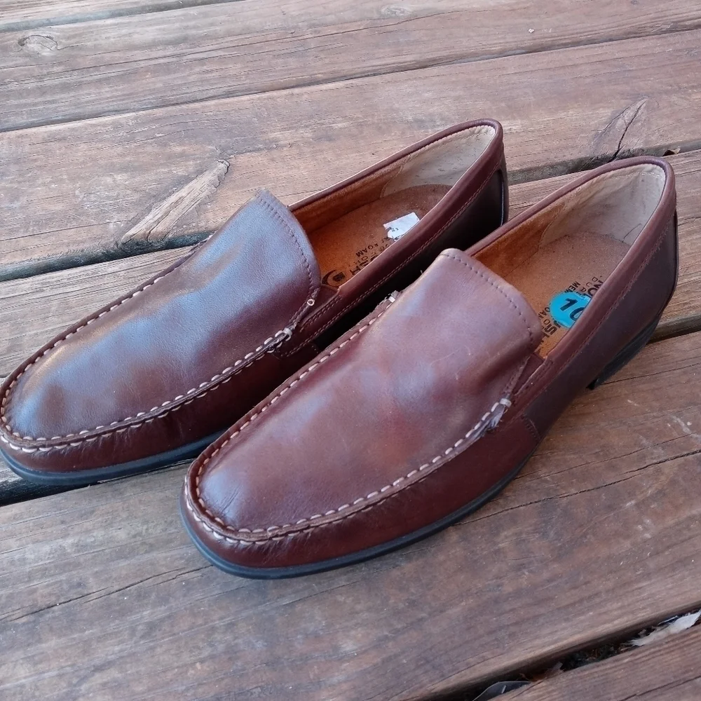 Nunn Bush men's brown leather loafer sz 10M. 183pm